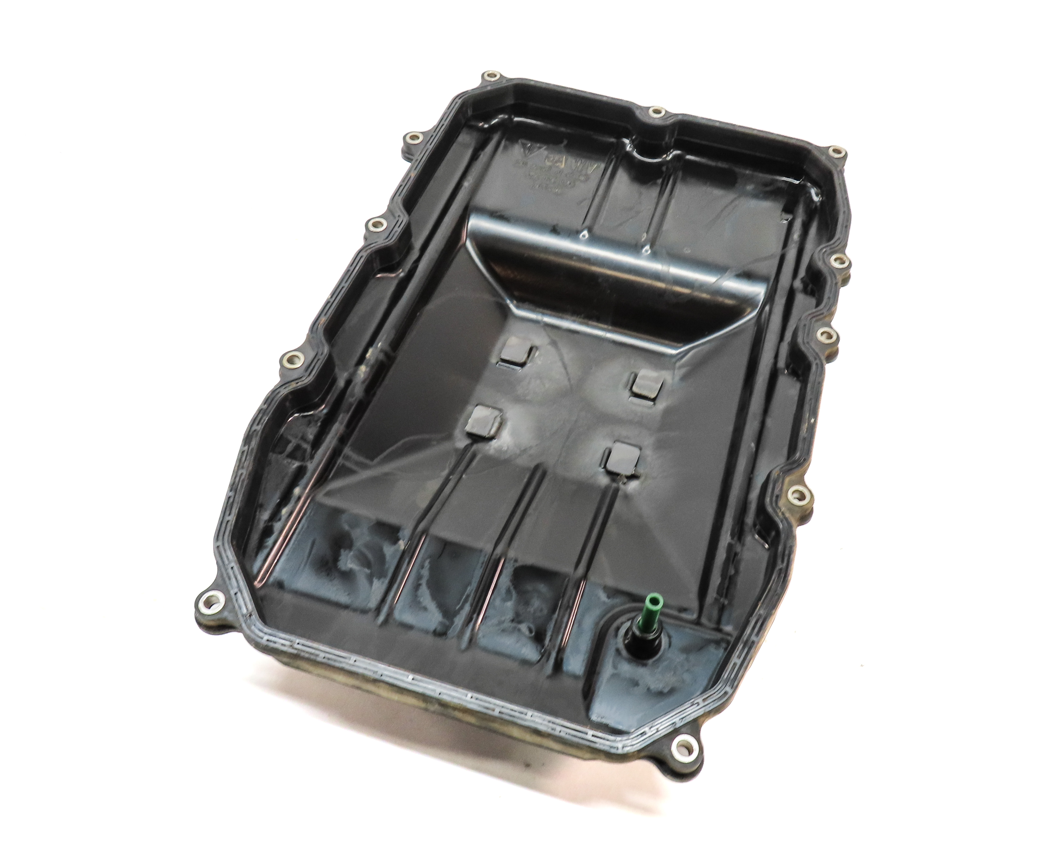 2011-2017 VW TOUAREG AUDI Q7 (4L) 3.0L 3.6L ENGINE AUTO TRANSMISSION OIL PAN — exact item pictured